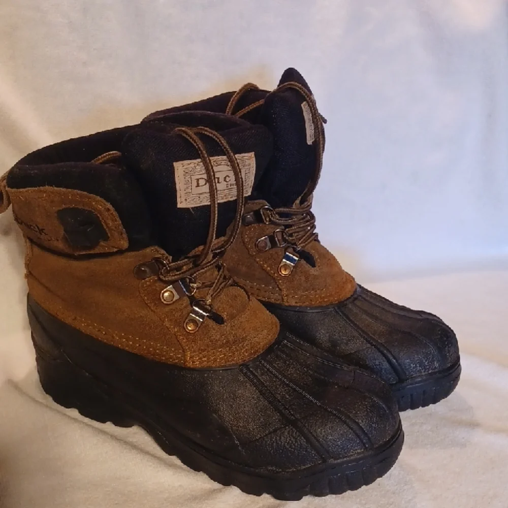 Women's  Duck Boots Black and Brown Winter Boots Size 6